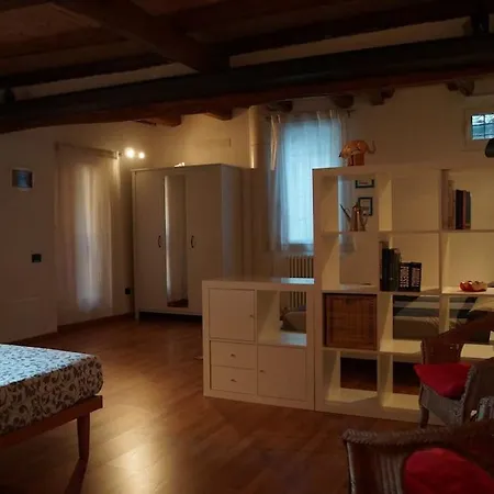 Lovely Nel Centro Storico Di Bolonia