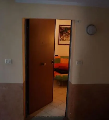 Lovely Nel Centro Storico Di بولونيا