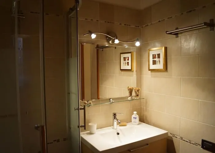 Lovely Nel Centro Storico Di بولونيا