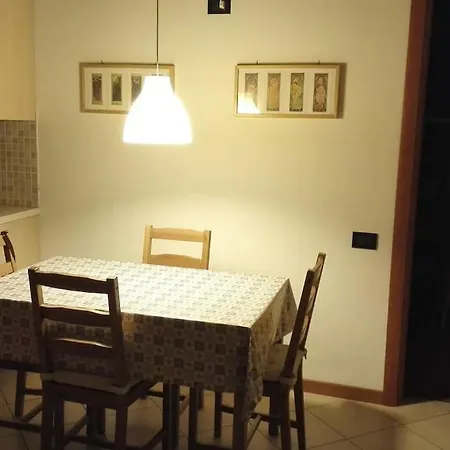 Lovely Nel Centro Storico Di * Болонья